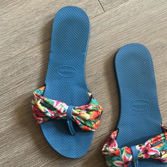 Havainas women’s you Saint Tropez flip flop - Picture 3 of 5